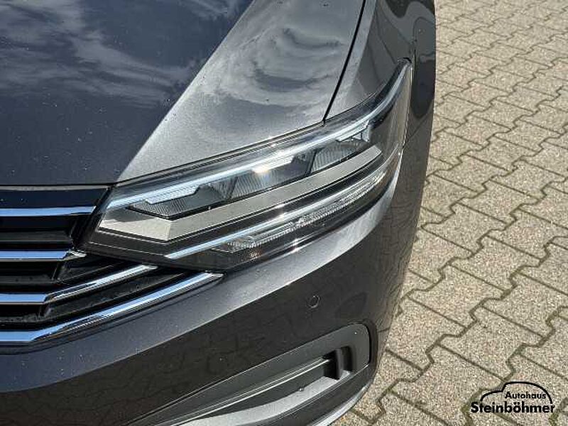 Volkswagen Passat Variant 1.5TSI DSG Navi LED Kamera