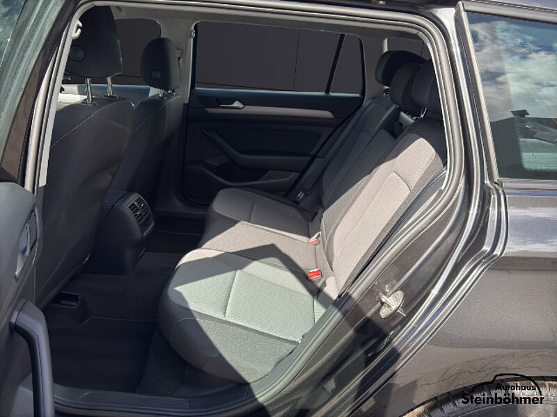 Volkswagen Passat Variant 1.5TSI DSG Navi LED Kamera