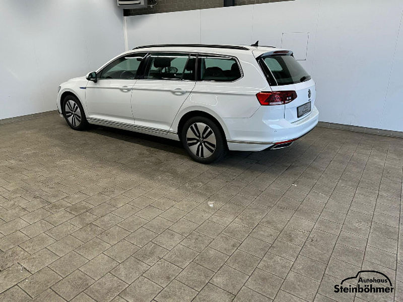 Volkswagen Passat Variant GTE 1.4TSI DSG LED NAV ACC AppCon